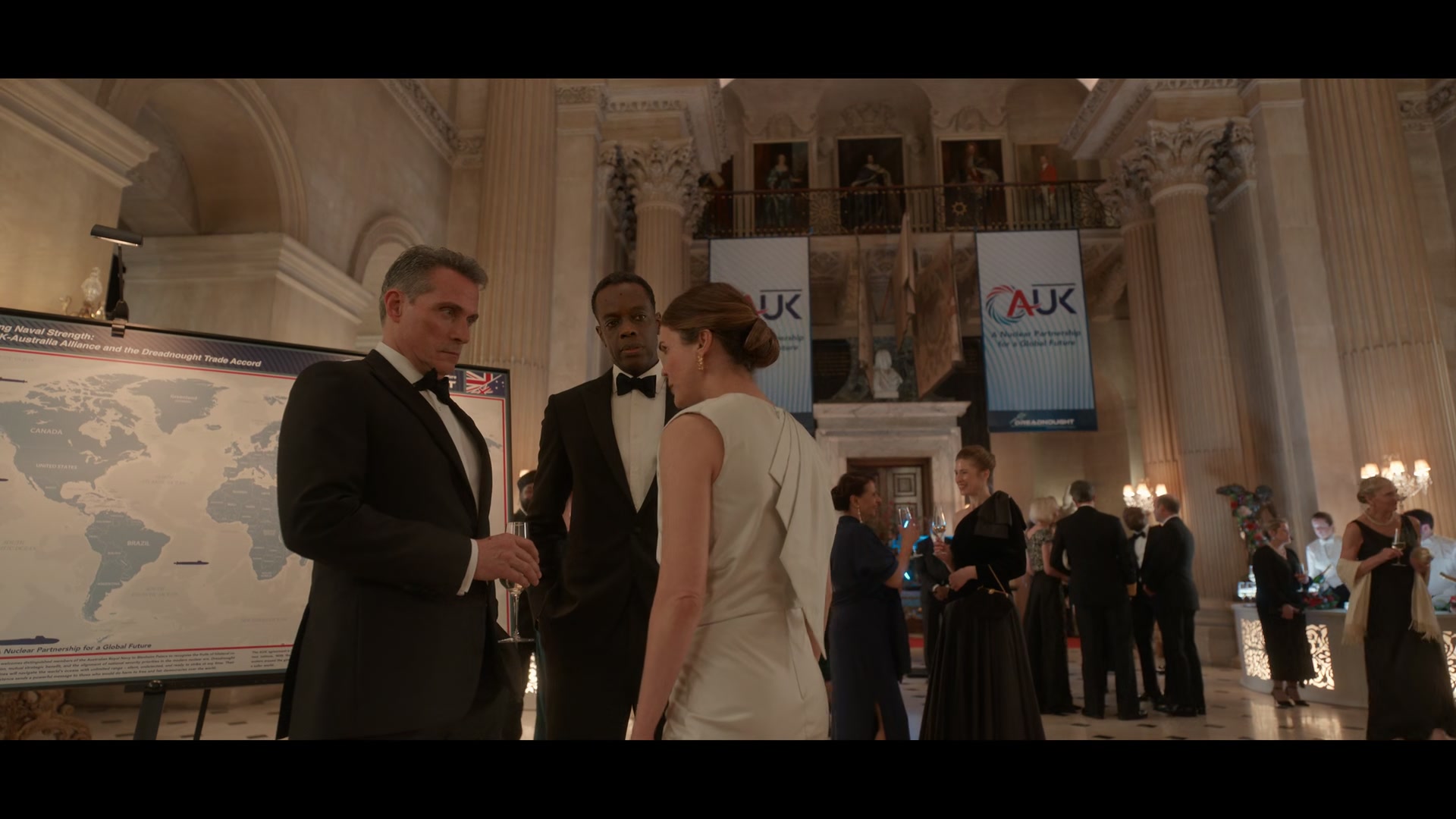 Dreadnought-330.jpg Dreadnought-330.jpg