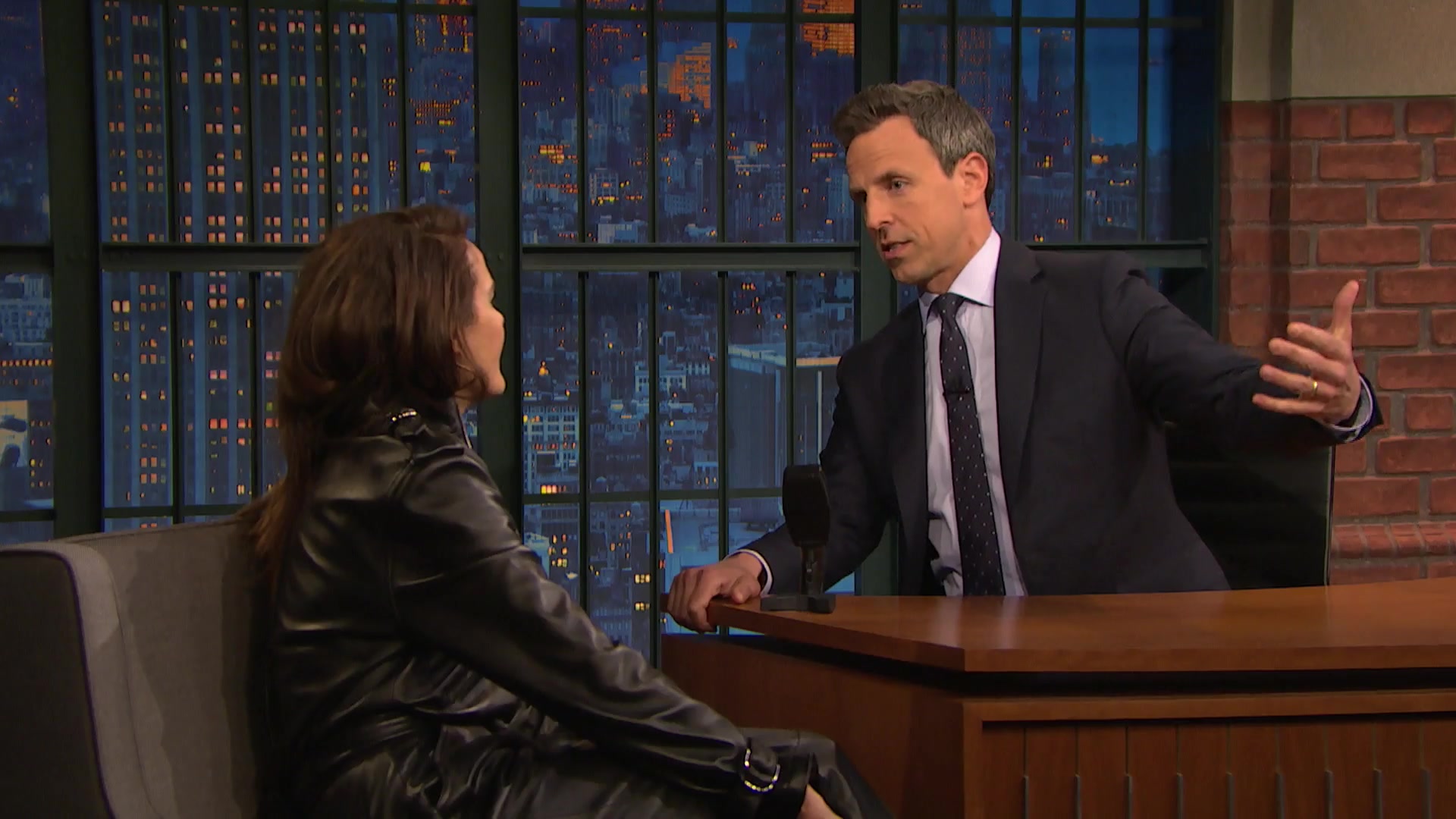 LateNightWithSethMeyers-088.jpg