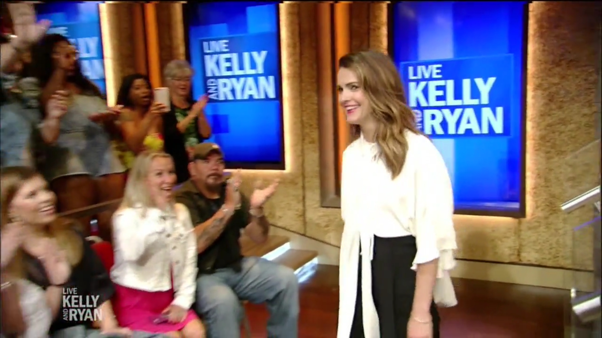 LiveWithKellyandRyan-006.jpg