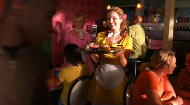 Waitress-1611.jpg