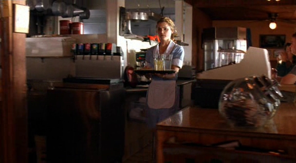 Waitress-194.jpg