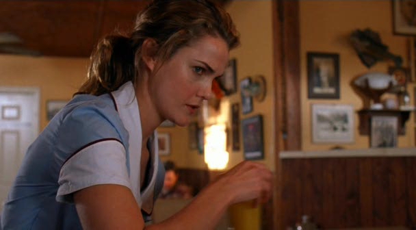 Waitress-197.jpg